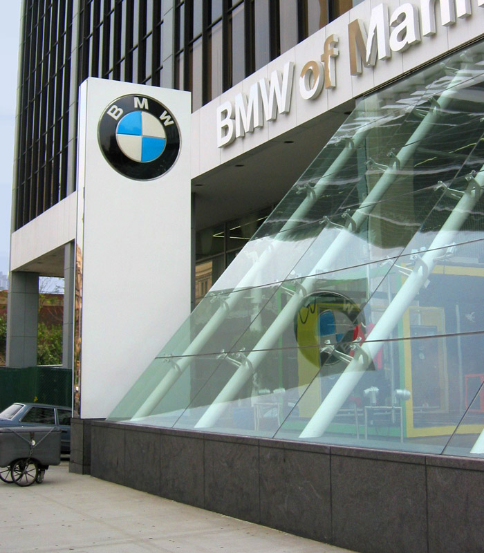 Details about  / The BMW Building W 57th Street NYC BMW Cars Dealership Key Chain